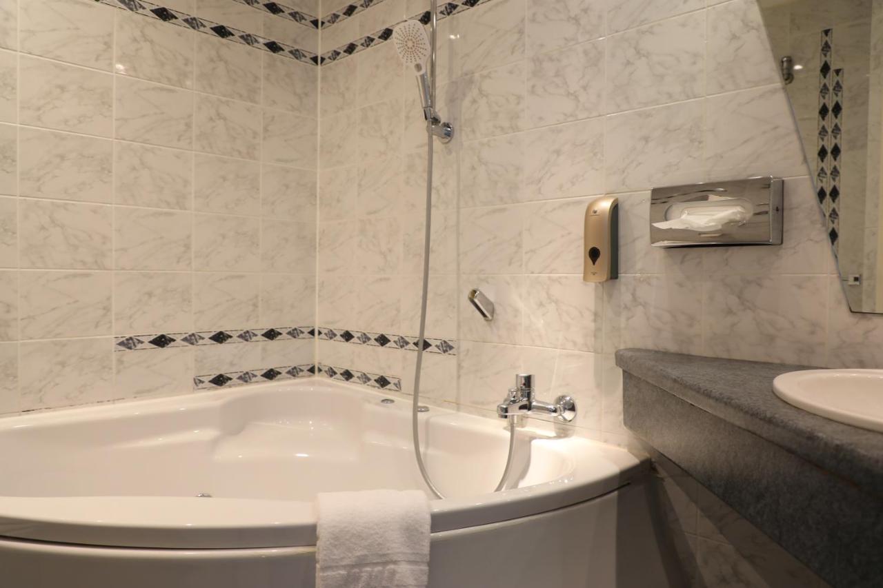 Art Hotel Charlottenburger Hof Berlin Bagian luar foto